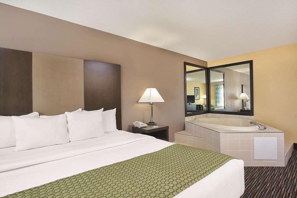 La Quinta Inn By Wyndham Pigeon Forge-Dollywood Δωμάτιο φωτογραφία